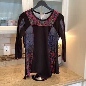 Parsley & Sage Artistic Black and Purple Tunic Size Medium 3/4 Sleeves